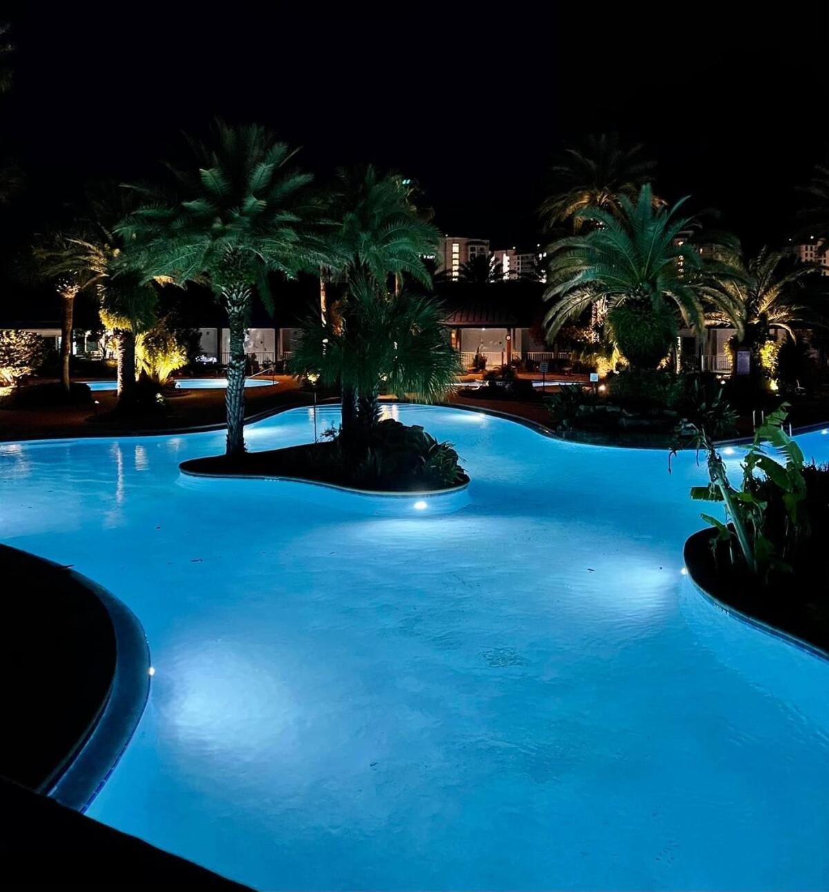 5 Star Resort 2Br 2 Bath King Suite Shuttle Pools Across From Beach 2208 Дестин Екстериор снимка