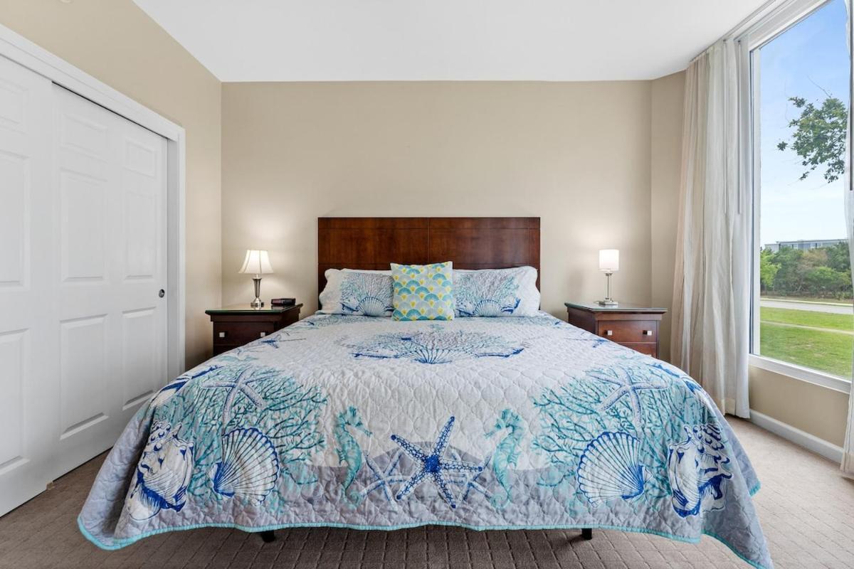 5 Star Resort 2Br 2 Bath King Suite Shuttle Pools Across From Beach 2208 Дестин Екстериор снимка